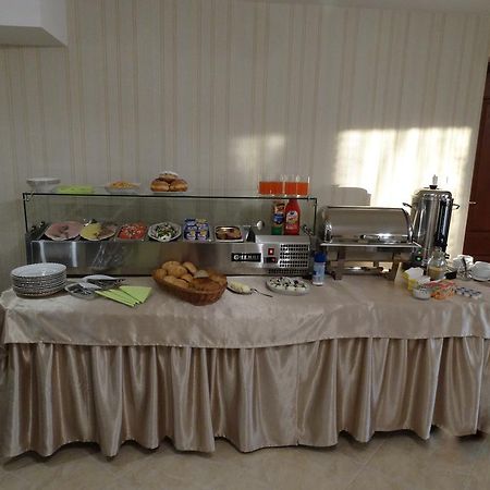 Hotelik Pod Lwami Malaszewicze Duze Ngoại thất bức ảnh