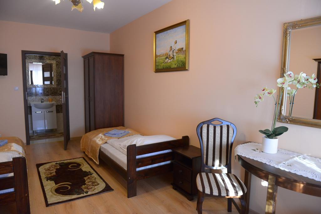 Hotelik Pod Lwami Malaszewicze Duze Phòng bức ảnh